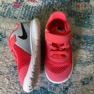Toddler size 8 Nike